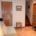 2oppelhaushaelfte In Einem Alten Bauernhof Im Perigourdine By Interhome Casa vacanze Sainte-Mondane